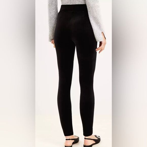 LOFT L Black Velvet Pull On Leggings - Picture 3 of 16